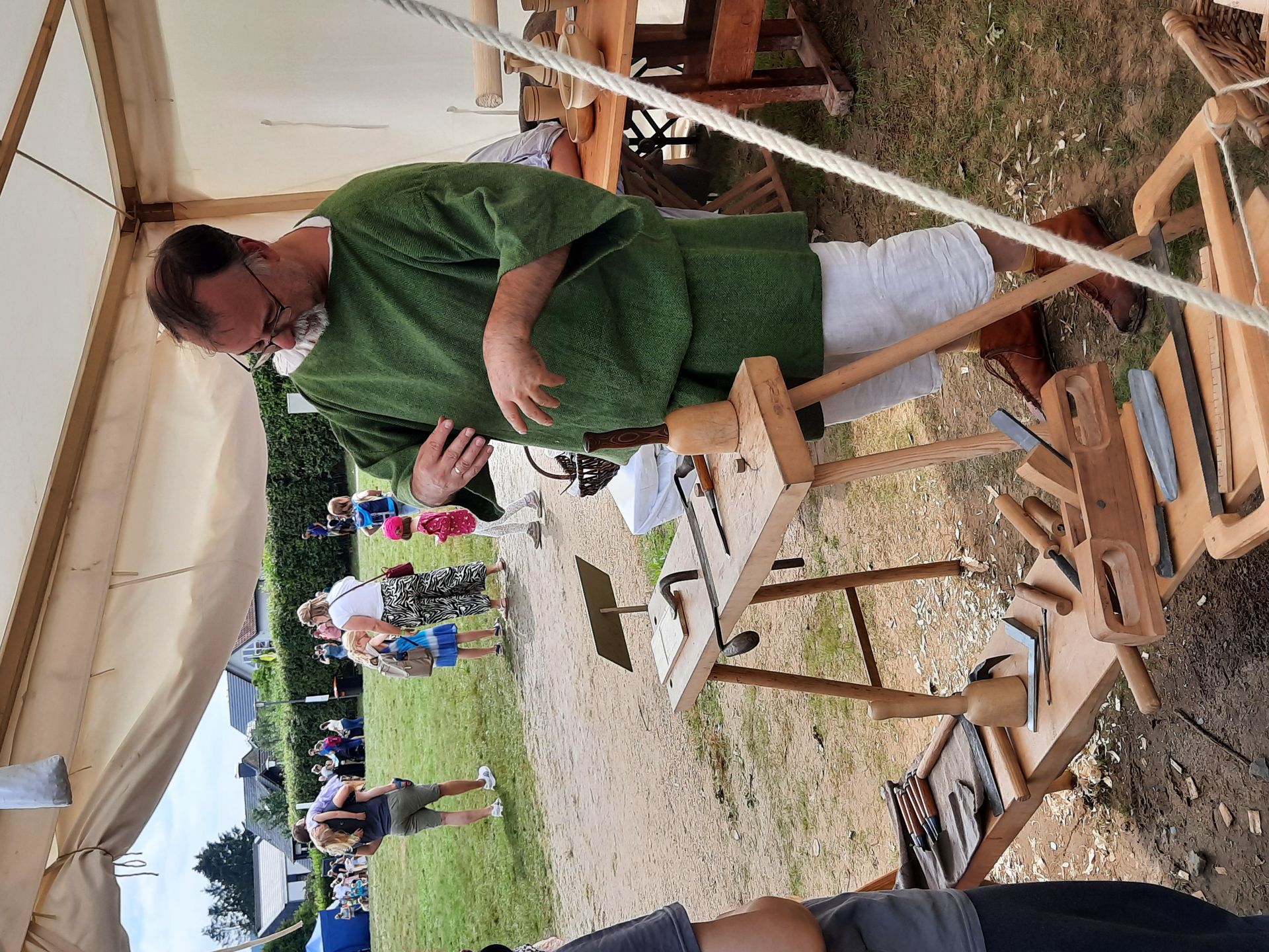 Holzhandwerk - Zwischen Sägespänen und Balken